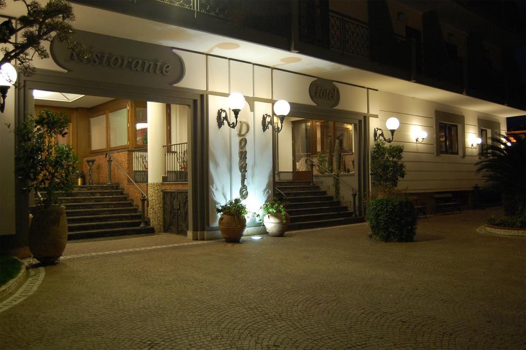 Hotel Ristorante Donato Calvizzano Eksteriør billede
