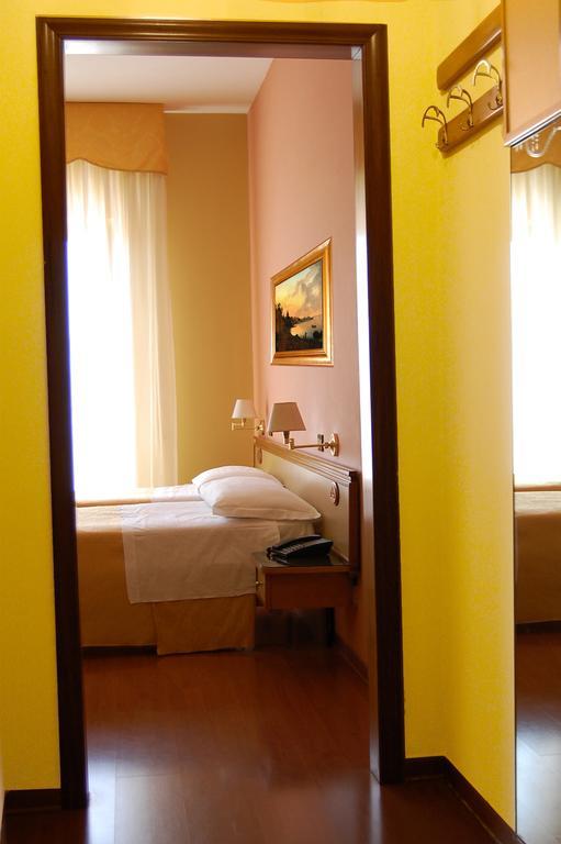 Hotel Ristorante Donato Calvizzano Eksteriør billede