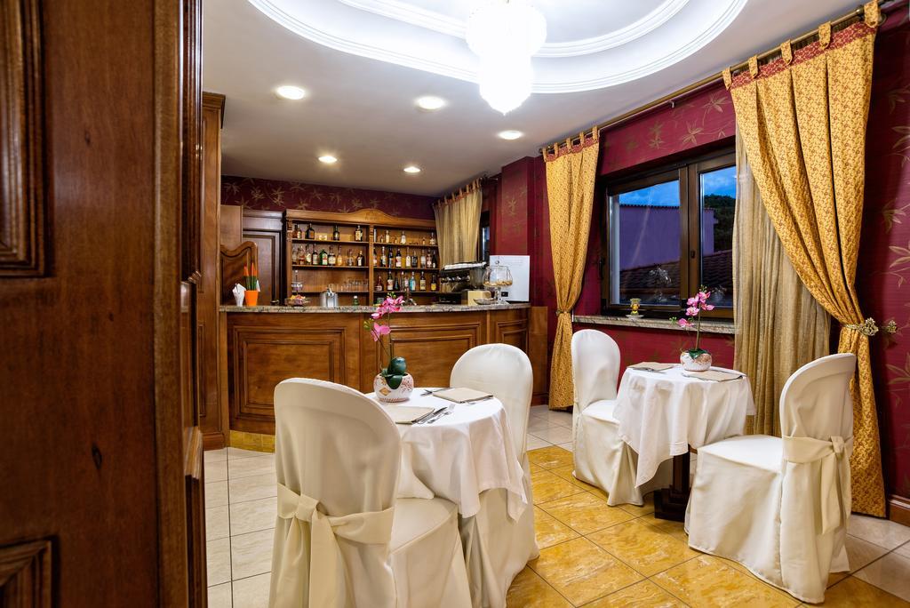 Hotel Ristorante Donato Calvizzano Eksteriør billede